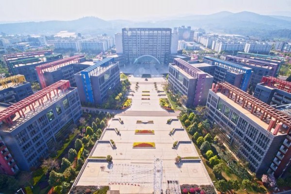 云南省昆明市某高等专科学校